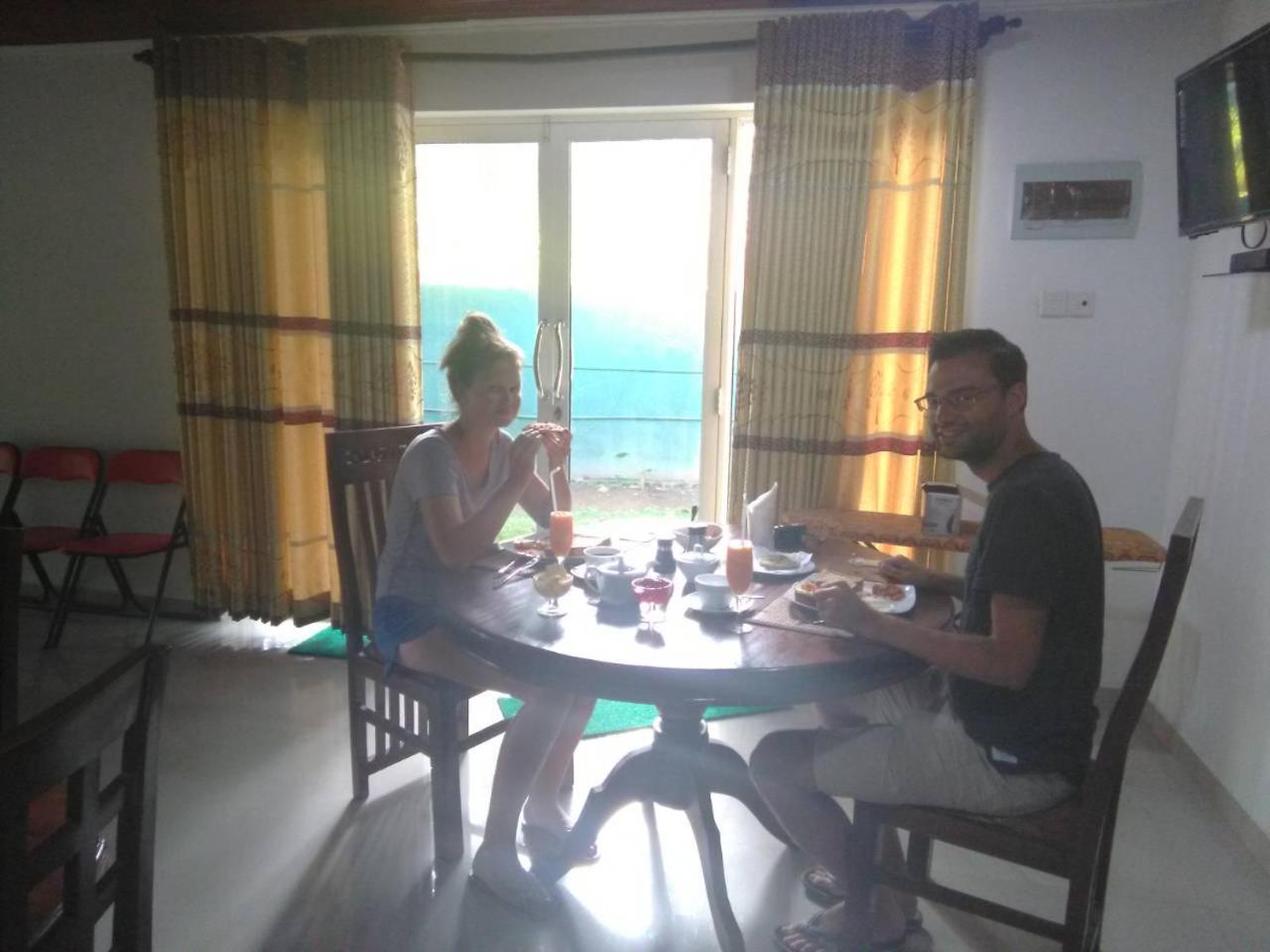 Shaa Lodge 티사마하라마 외부 사진